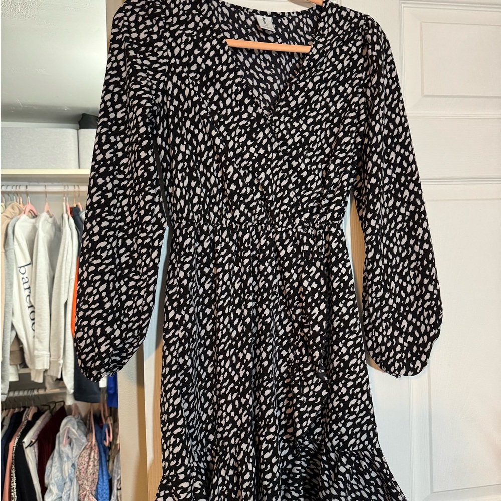 Abound Black and White Long Sleeve Dress
